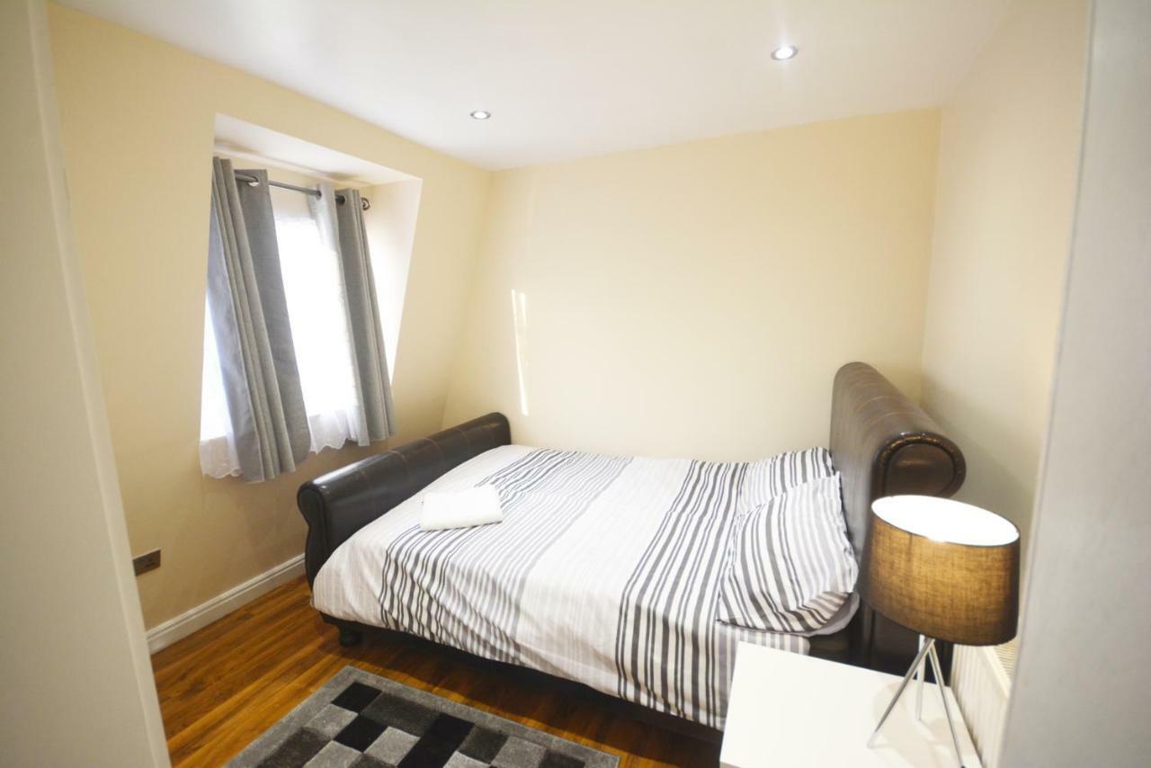 Modern 4 Bedroom Appartement Londres